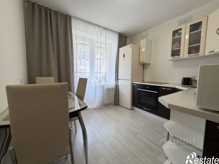 2-комн квартира улица Петра Тарасова, 12,  д. 12