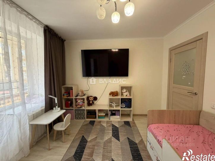 2-комн квартира улица Петра Тарасова, 12,  д. 12