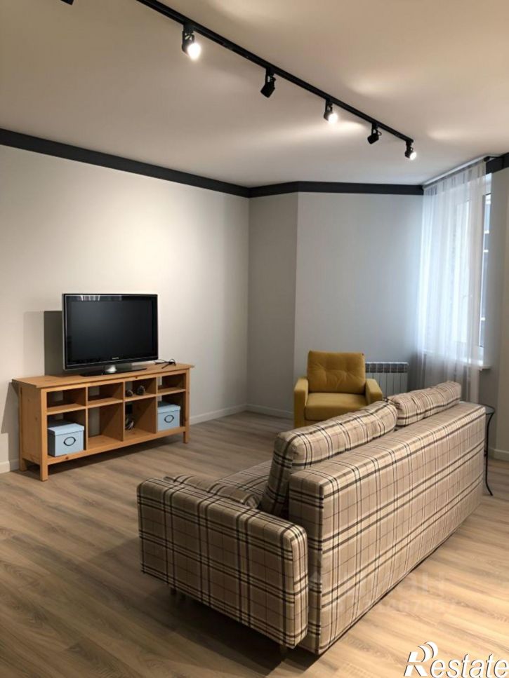 3-комн квартира улица Циолковского, 34,  д. 34