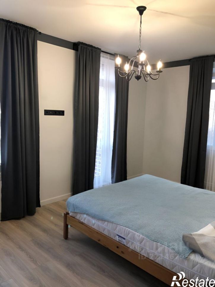 3-комн квартира улица Циолковского, 34,  д. 34