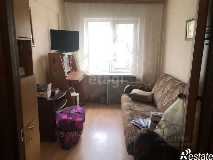 3-комн квартира ул Болотникова, 4,  д. 4