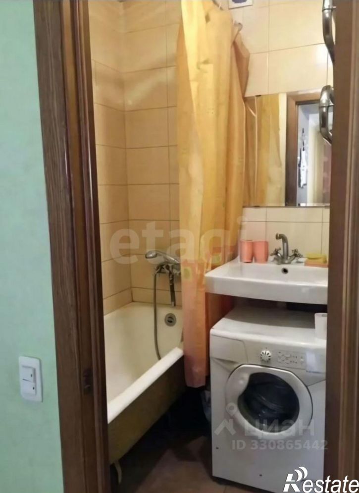 2-комн квартира ул Веры Андриановой, 68,  д. 68
