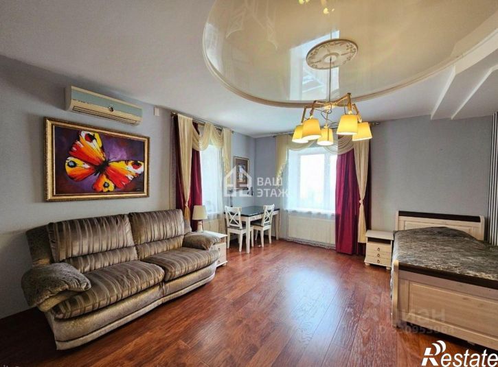 3-комн квартира ул Поле Свободы, 129,  д. 129