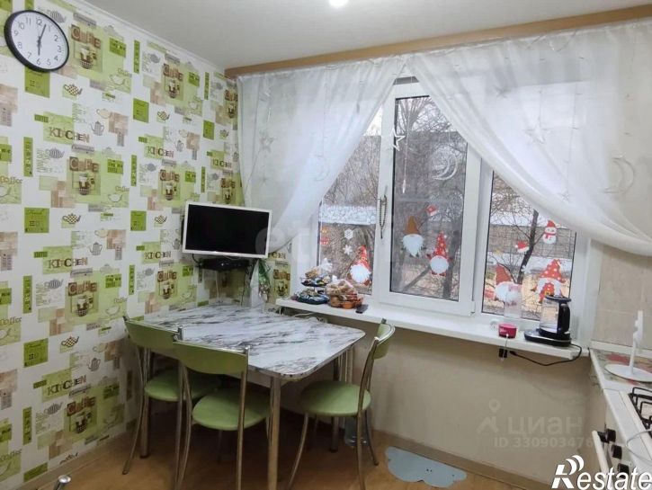 2-комн квартира ул Никитина, 100,  д. 100