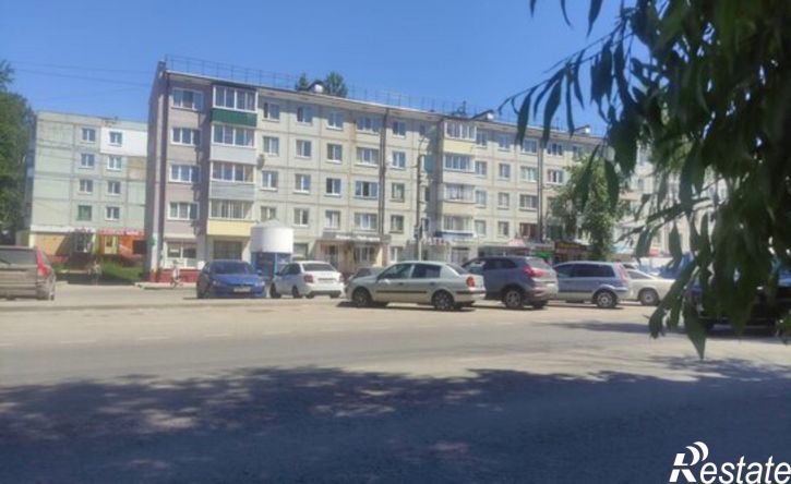 4-комн квартира улица Гурьянова, 51,  д. 51