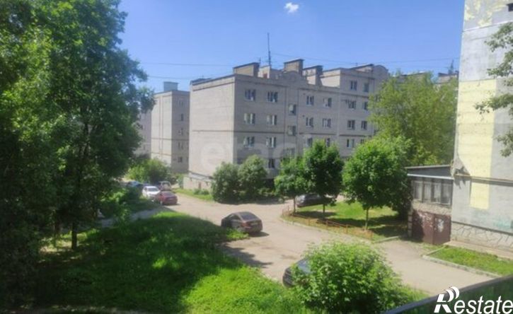 4-комн квартира улица Гурьянова, 51,  д. 51