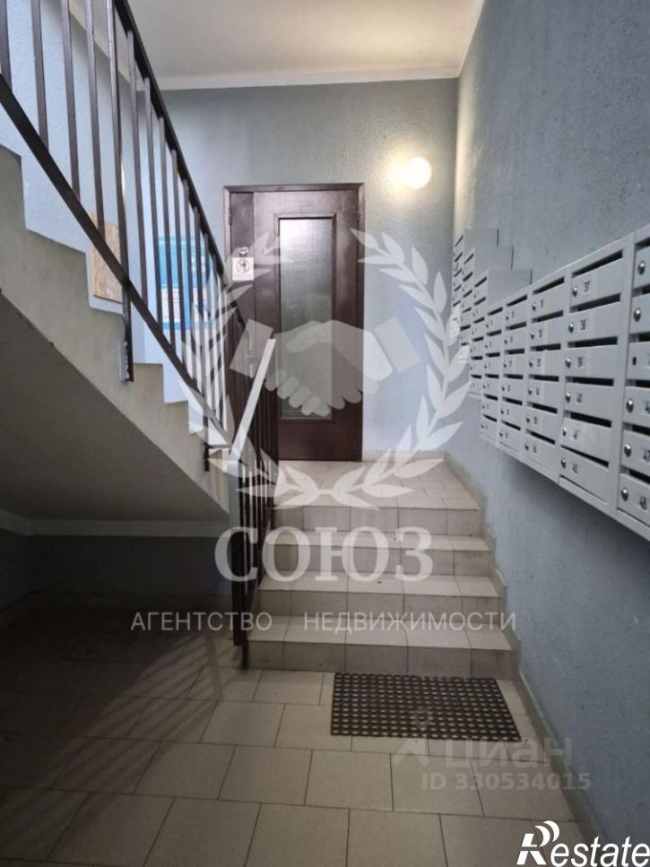 1-комн квартира ул Азаровская, 40 1,  д. 40 1,  к. 1
