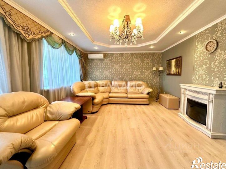 4-комн квартира улица Чехова, 13А,  д. 13А