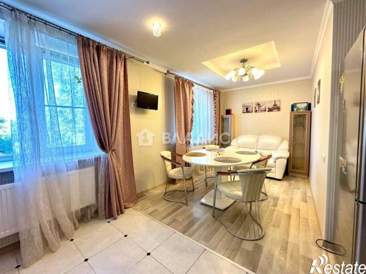 4-комн квартира улица Чехова, 13А,  д. 13А