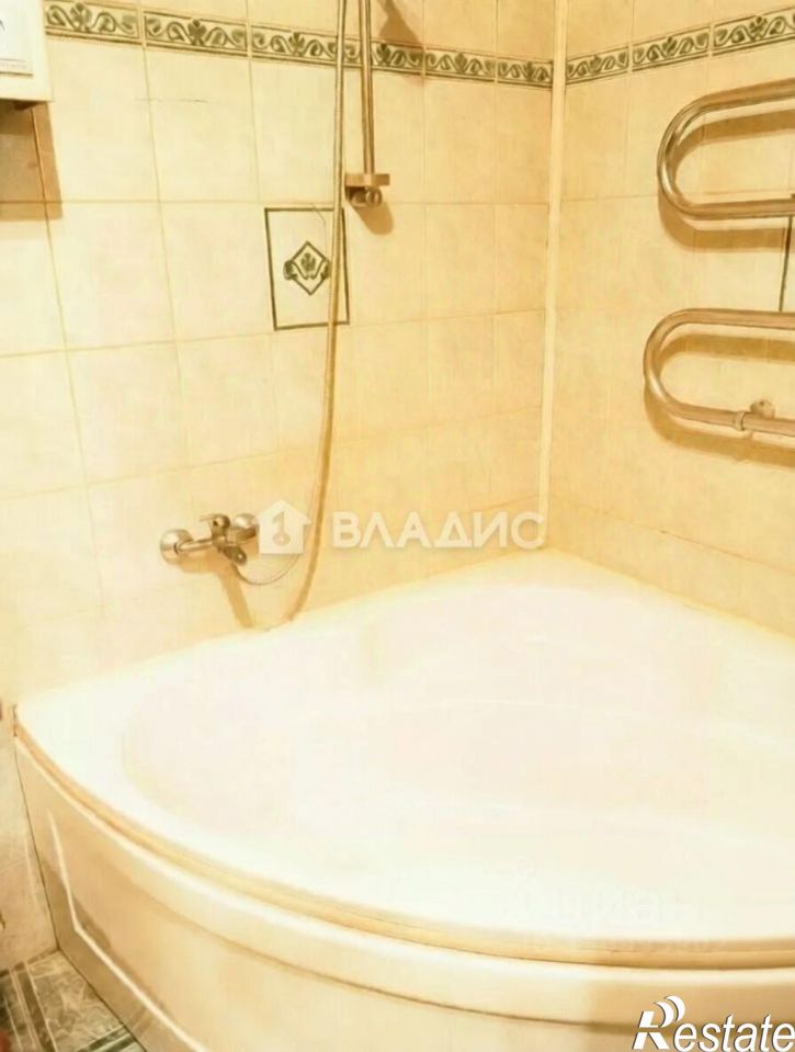 3-комн квартира улица Пухова, 50/27,  д. 50/27