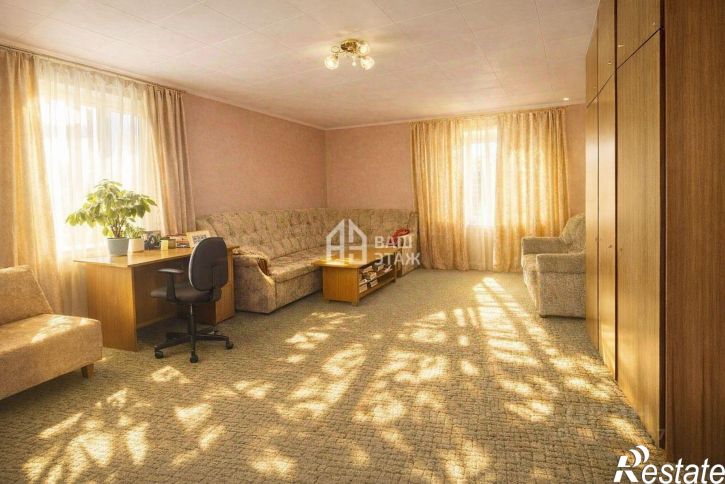 5-комн квартира улица Гагарина, 13,  д. 13
