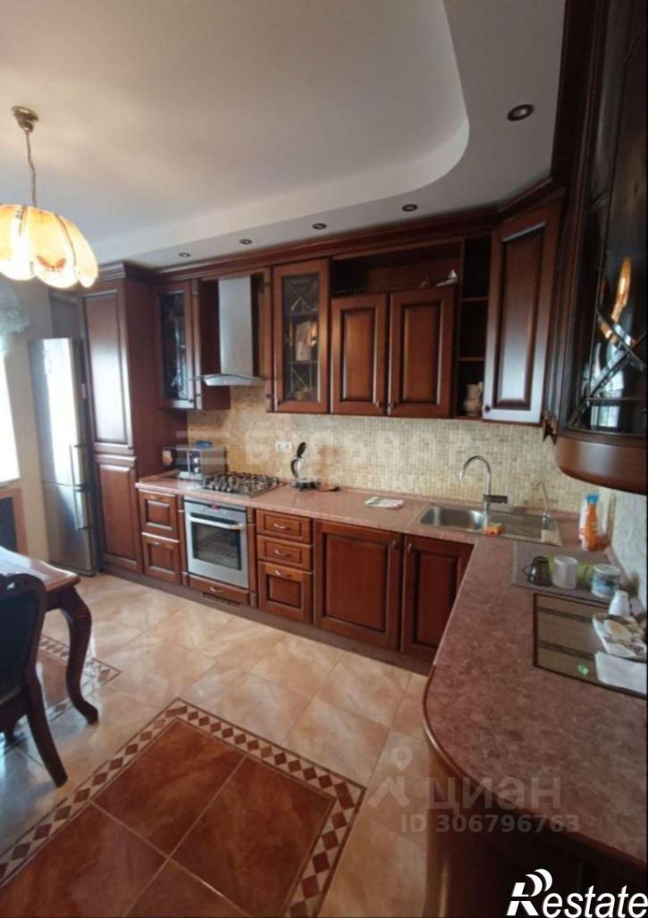 3-комн квартира улица Баррикад, 10,  д. 10