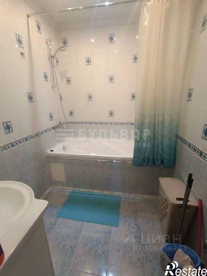 3-комн квартира улица Баррикад, 10,  д. 10