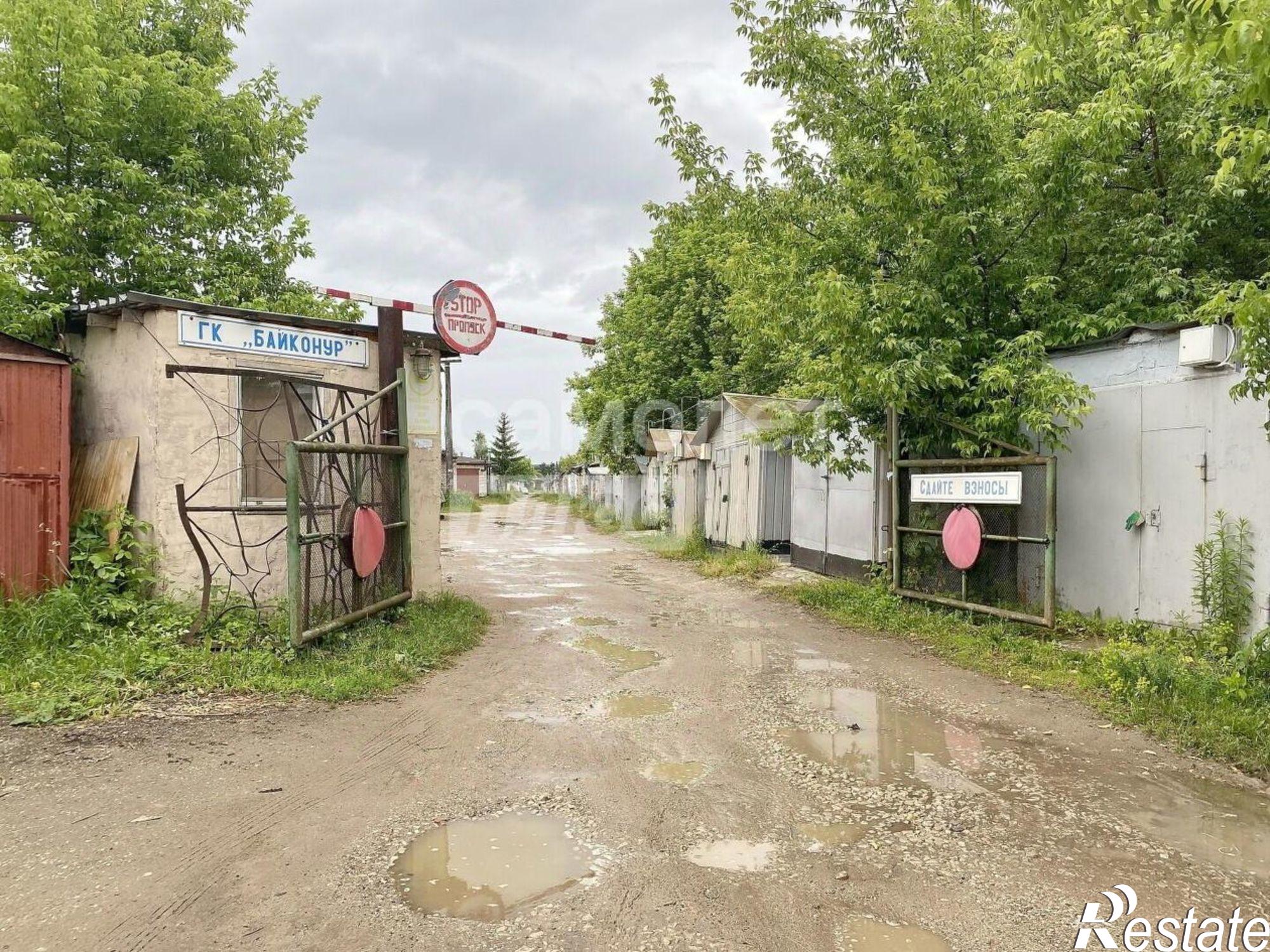Купить гараж, место в паркинге за 600 000 рублей на Московская улица