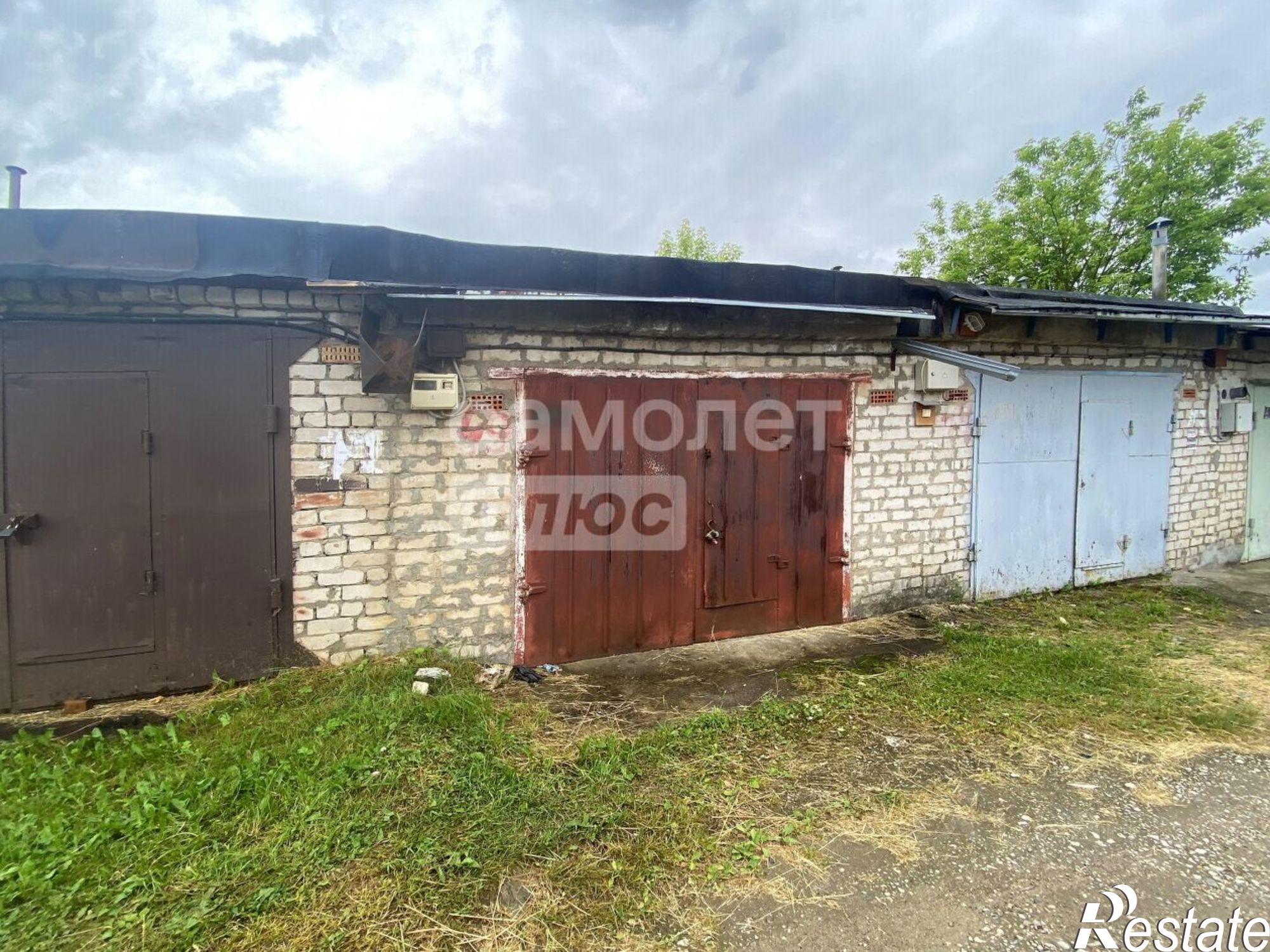 Купить гараж, место в паркинге за 600 000 рублей на Московская улица