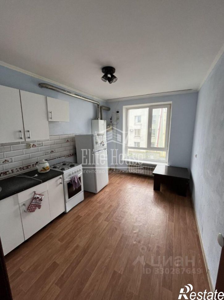 1-комн квартира улица Петра Тарасова, 27,  д. 27