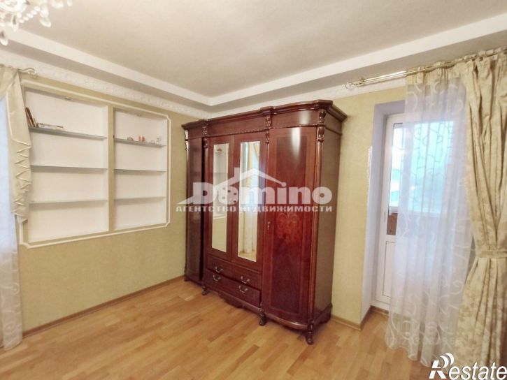 3-комн квартира улица Баррикад, 10,  д. 10