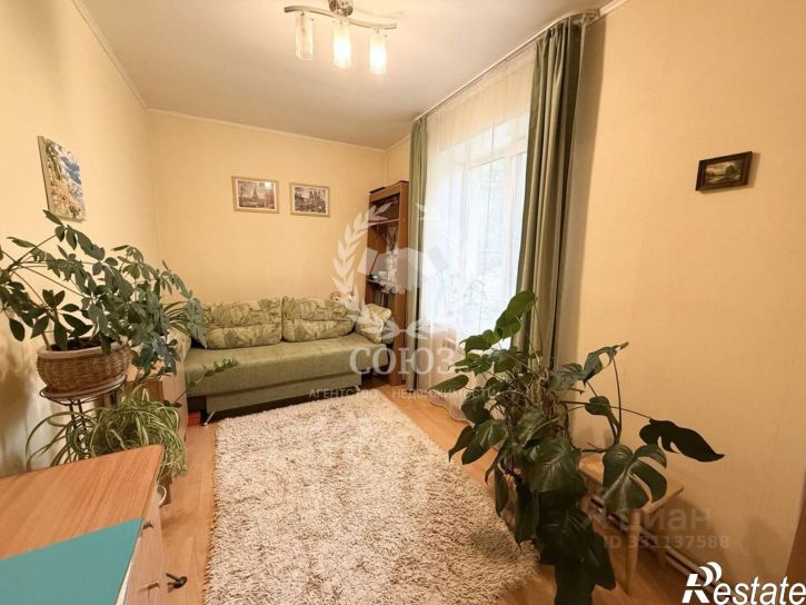 2-комн квартира улица Поле Свободы, 18В,  д. 18В