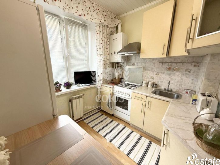 2-комн квартира улица Поле Свободы, 18В,  д. 18В