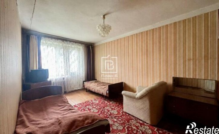 3-комн квартира улица Космонавта Комарова, 45,  д. 45