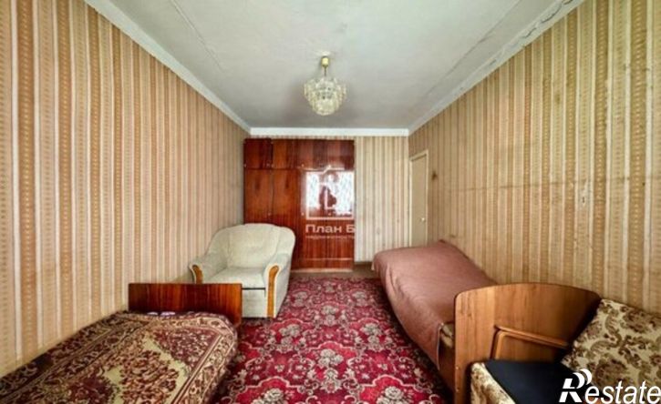 3-комн квартира улица Космонавта Комарова, 45,  д. 45