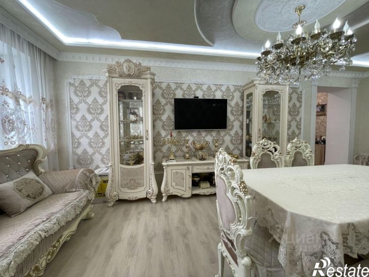 3-комн квартира Изумрудная улица, 24,  д. 24