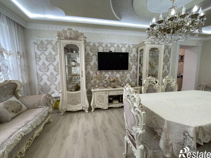 3-комн квартира Изумрудная улица, 24,  д. 24