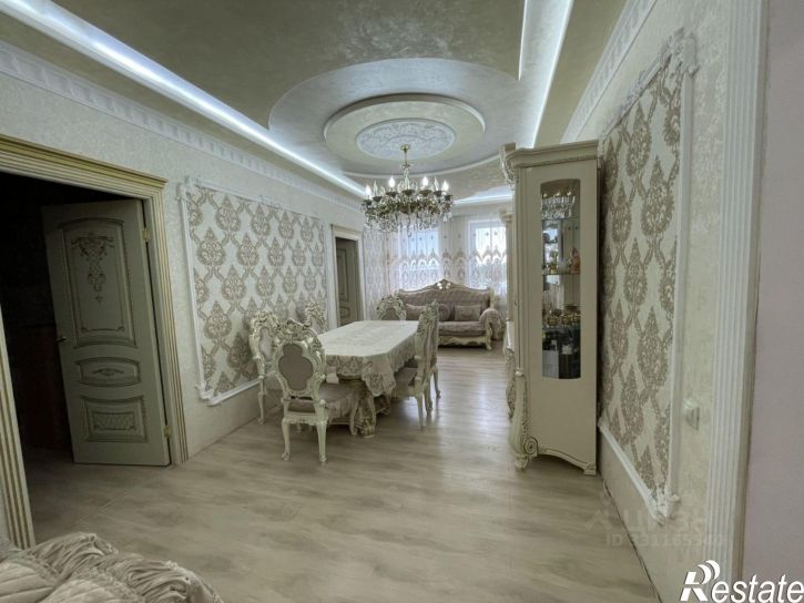 3-комн квартира Изумрудная улица, 24,  д. 24