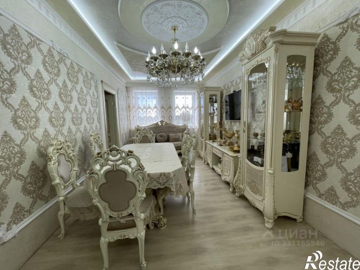 3-комн квартира Изумрудная улица, 24,  д. 24