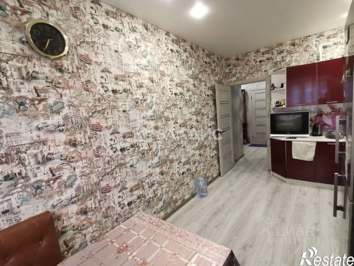 3-комн квартира улица Георгия Димитрова, 24,  д. 24