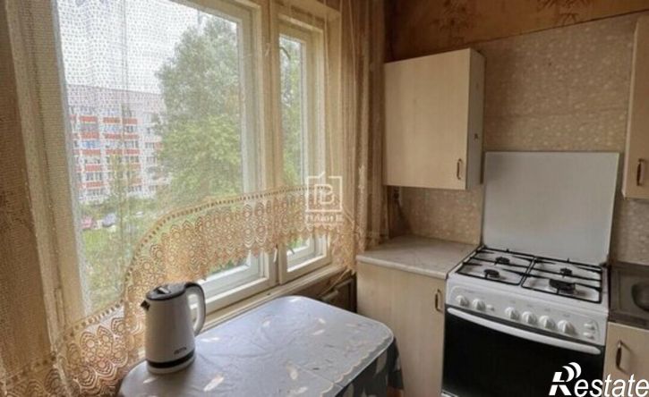 2-комн квартира улица Гурьянова, 18,  д. 18