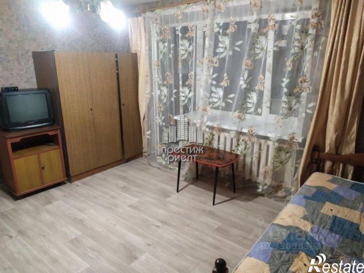 1-комн квартира ул Хрустальная, 70,  д. 70