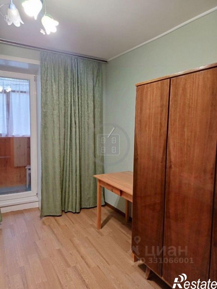 4-комн квартира ул Первых Коммунаров, 14,  д. 14