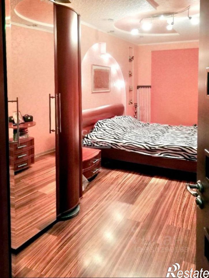 3-комн квартира ул Социалистическая, 3,  д. 3