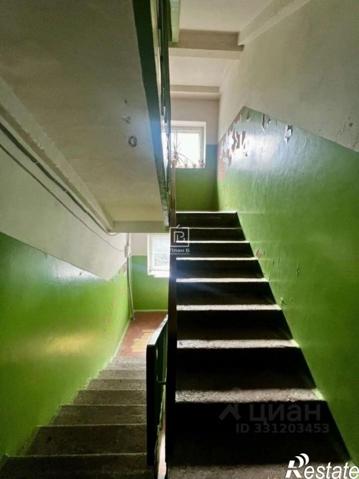 1-комн квартира ул Постовалова, 4,  д. 4