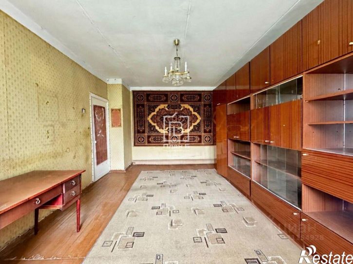 3-комн квартира ул Космонавта Комарова, 45,  д. 45