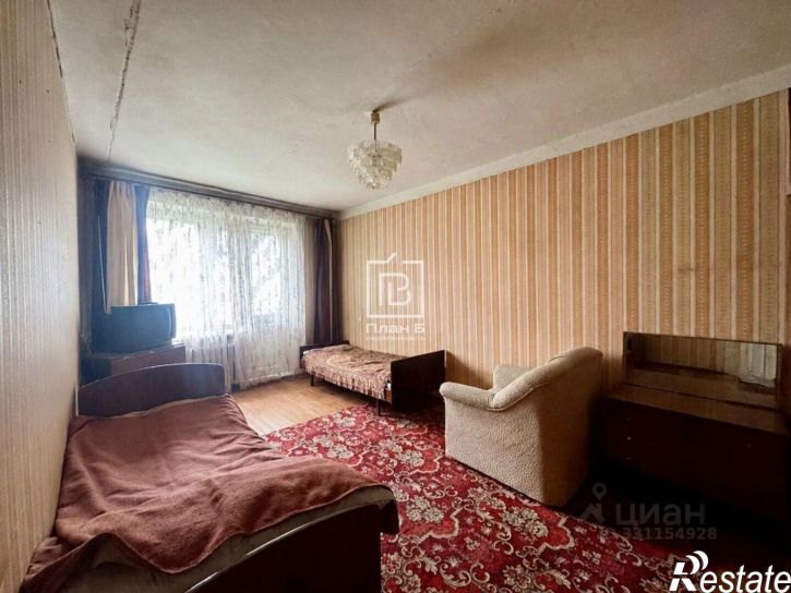 3-комн квартира ул Космонавта Комарова, 45,  д. 45
