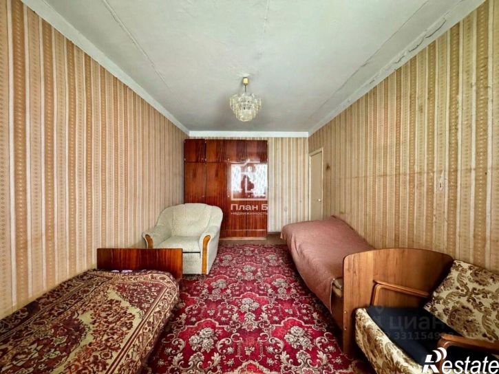 3-комн квартира ул Космонавта Комарова, 45,  д. 45