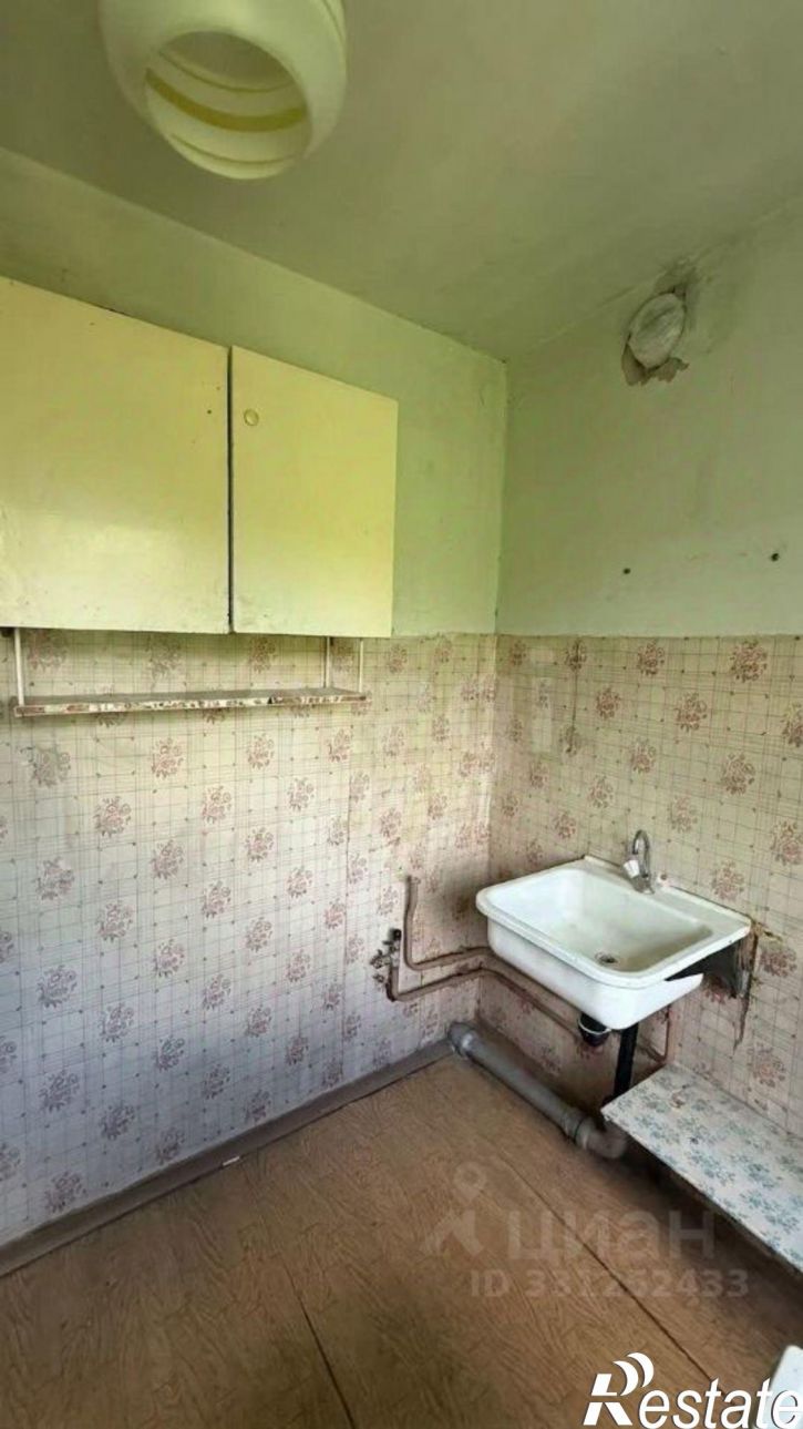 2-комн квартира улица Гурьянова, 8,  д. 8