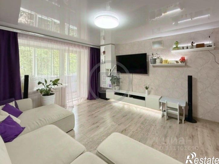 3-комн квартира улица Постовалова, 10,  д. 10