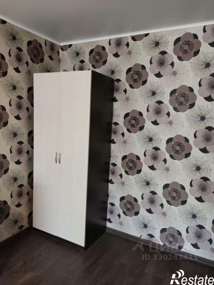 3-комн квартира Строительная улица, 11,  д. 11