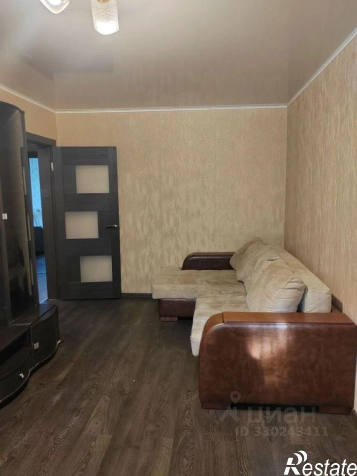 3-комн квартира Строительная улица, 11,  д. 11