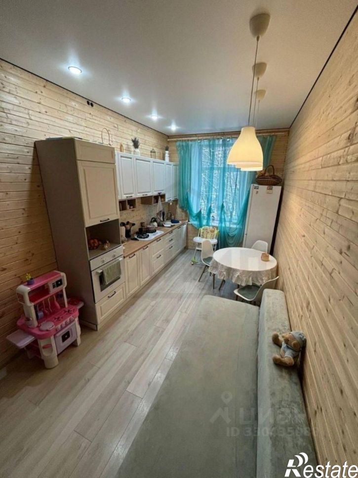 3-комн квартира ул Гвардейская, 11,  д. 11