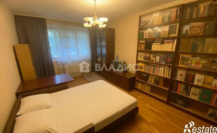 2-комн квартира улица Степана Разина, 5,  д. 5