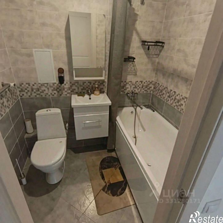 1-комн квартира улица Андрея Алёшина, 1 к4,  д. 1 к4