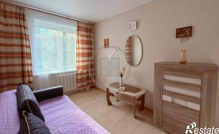 3-комн квартира улица Поле Свободы, 6,  д. 6