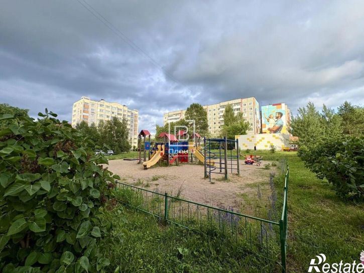 2-комн квартира Сиреневый б-р, 2,  д. 2