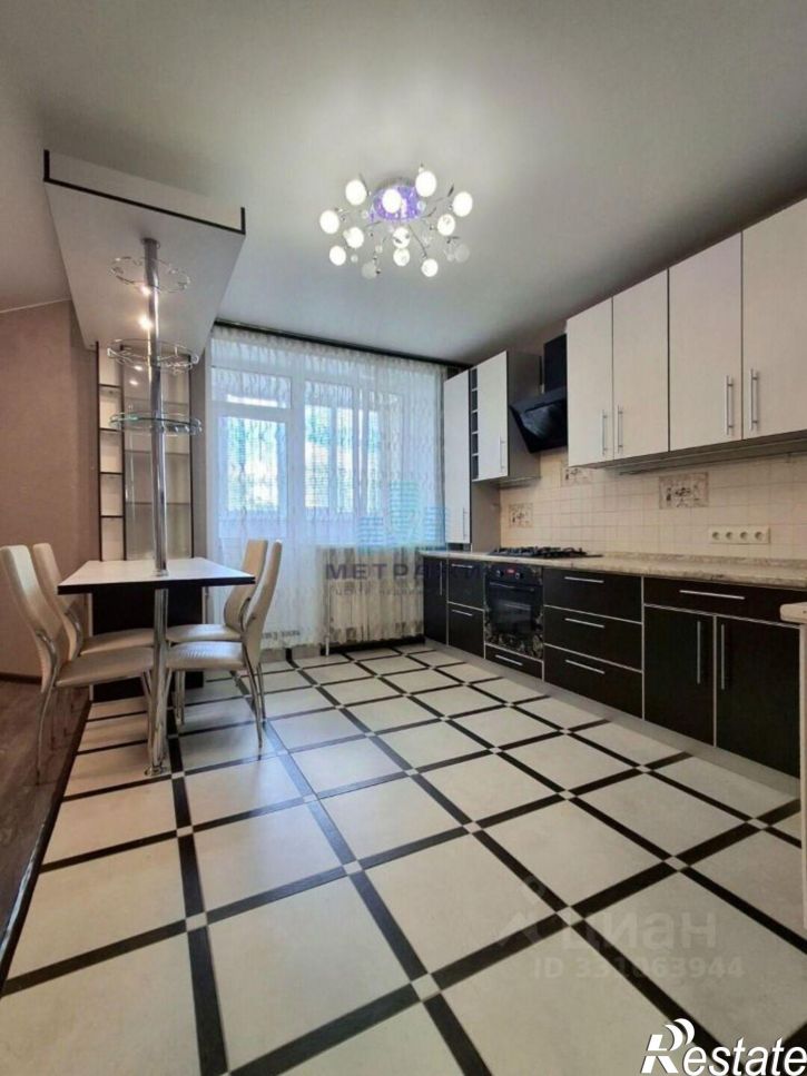 3-комн квартира улица Кибальчича, 32,  д. 32