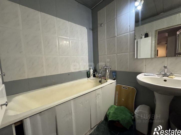 3-комн квартира ул Воронина, 11,  д. 11