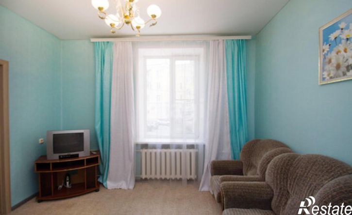 2-комн квартира улица Космонавта Комарова, 53,  д. 53